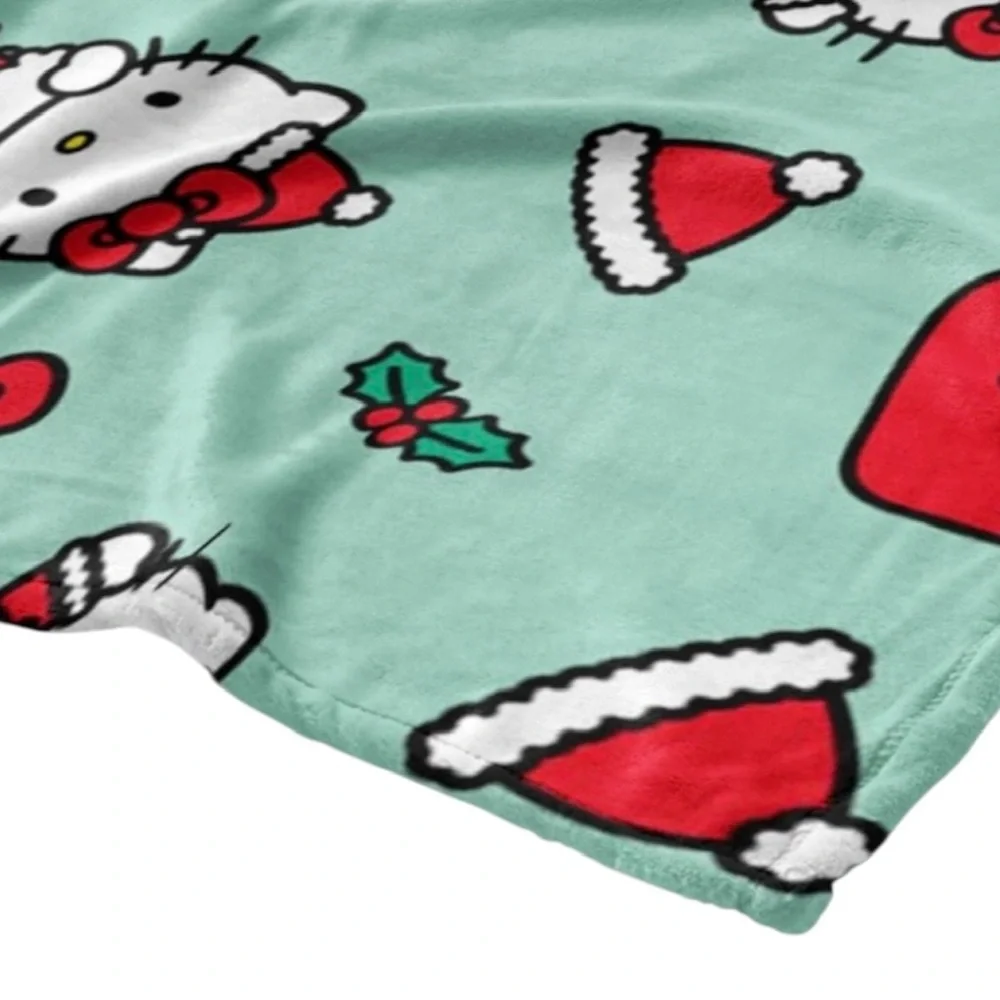 Hello Kitty “Hello Mittens” Ultra Fine Faux Fur Throw (NWT)